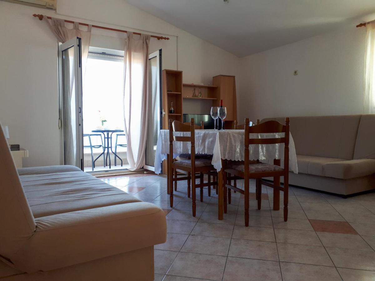 Bellus Apartment *